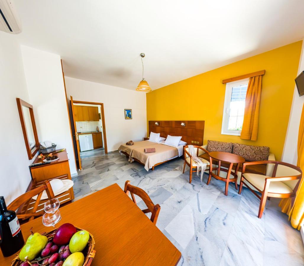 Anna Ageliki Aparthotel Damnoni Exterior photo