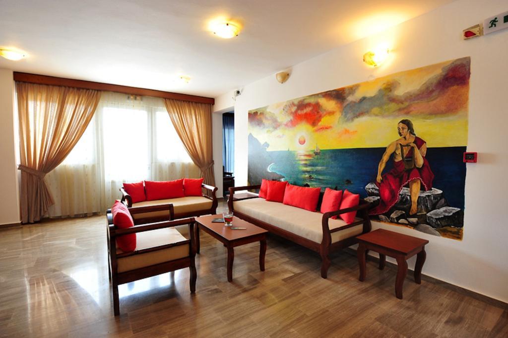 Anna Ageliki Aparthotel Damnoni Exterior photo