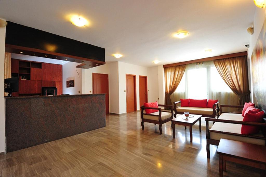 Anna Ageliki Aparthotel Damnoni Exterior photo